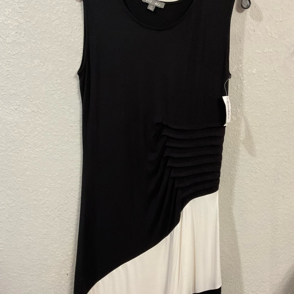 Roz & Ali Black and White Maxi Dress NWT - Picture 5 of 7